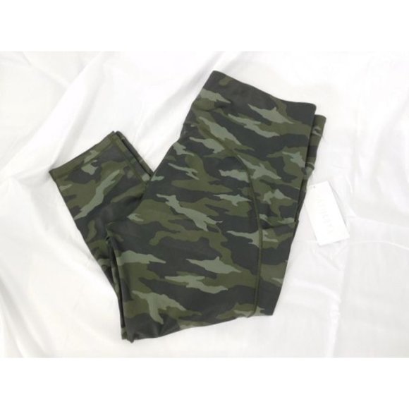 Athleta Ultimate Camo 7/8 tight Leggings NEW! Women's Plus size 3X - Picture 2 of 6